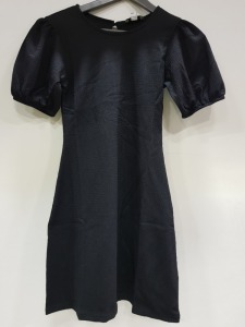 16 X BRAND NEW TOPSHOP BLACK BLOUSES IN SIZE 6 RRP-£22.00