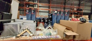 APPROX 60+ MIXED CHRISTMAS DECORATION LOT CONTAINING 3 PIECE PYRAMID LIGHTS, 1.5M AND 90CM TWINKLING STARBURST SNOWFLAKES, 36CM AND 40CM CANDLEBRIDGES, FULL BOX OF DISNEY HANGING PHOTOFRAMES, FULL BOX OF SOLAR LIGHT GARDEN LANTERNS, ETC (SOME CUSTOMER RET