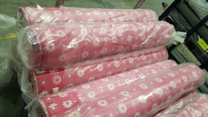 50 METRE ROLL OF PINK & WHITE FLORAL PATTERNED FABRIC (150CM WIDE) - TOTAL 75M/2