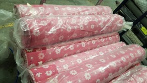 50 METRE ROLL OF PINK & WHITE FLORAL PATTERNED FABRIC (150CM WIDE) - TOTAL 75M/2