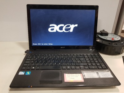 1 X ACER 5742 LAPTOP NO O/S WITH CHARGER