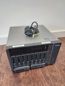 1 X QNAP NAS DRIVE (8 BAY) - MODEL: TS-1079 PRO - DATA WIPED - WITH POWER LEAD