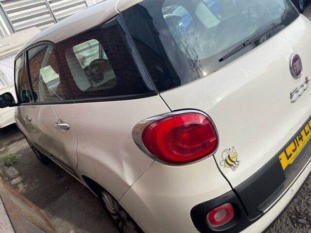 THIS VEHICLE IS LOCATED IN CROYDON*************** WHITE FIAT 500L MPW ...