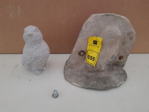 20 CM LOVE BIRD ( MOLLY ) MASTER CAST WITH LATEX SLIP & FIBRE GLASS MOULD (FOR CASTING PRODUCT TO RETAIL £9.99 )