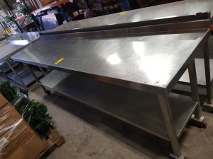 1 X 2 TIER STAINLESS STEEL PREP TABLE ON WHEELS ( DIMENSION : 280 CM LENGTH / 65 CM DEPTH / 93 CM HEIGHT