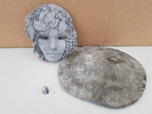 20CM PLAQUE LADY MASTER CAST WITH LATEX SLIP & FIBRE GLASS MOULD (FOR CASTING PRODUCT TO RETAIL £14.99)