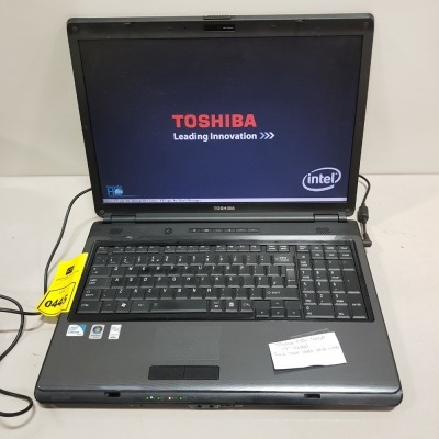 TOSHIBA L350 LAPTOP 17 SCREEN SOLID STATE HARD DRIVE WIPED WITH CHARGER