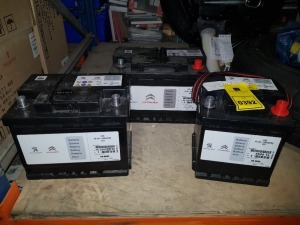 3 X BRAND NEW PEUGEOT & CITROEN BATTERIES TO INCLUDE 1 X L0D 42Ah / 390 A(EN) 12V, 1 X L2D 60Ah / 540A(EN) 12V AND 1 X L3D 70Ah / 760A(EN) 12V