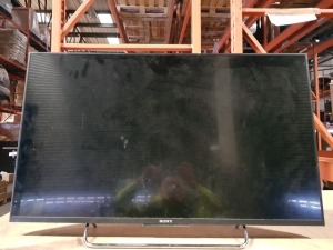 1 X SONY 43 TV (MODEL - KDL-43W805C) - PLEASE NOTE NO REMOTE - NO POWER LEADS - ~(19.5 V DC IN )