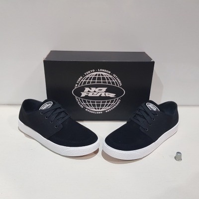 8 X BRAND NEW BOXED NO FEAR SLAM ( SN10) TRAINERS - IN BLACK/WHITE - ALL IN SIZE UK 7 ( RRP £ 74,99 PP - TOTAL RRP £ 599.92 )