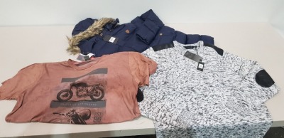 18 PIECE CLOTHING MIXED LOT CONTAINING 5 X BRAVE SOUL WINTER JACKETS , 4 X DISSIDENT KNIT JUMPERS IN XXL , 9 X D555 MOTORBIKE T-SHIRTS IN SIZE XXL