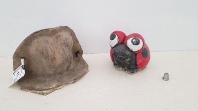 1 X LADYBIRD SIZE 13CM X 15 CM WITH 2 X FIBRE GLASS MOULDS AND LATEX SLIPS