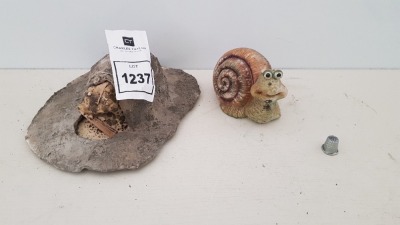 1 X SMALL SNAIL SIZE 10CM X10CM WITH 2 X FIBRE GLASS MOULDS AND LATEX SLIPS