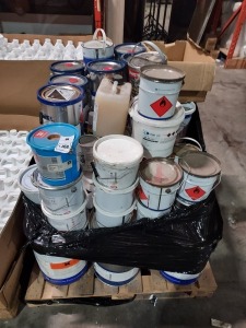 FULL PALLET OF APPROX 60 X MIXED PAINTS AND RESIN IN VARIOUS SIZES IE HEMPEL,T,JOHNSTONE,PROTEGA (PLEASE NOTE ALL OUT OF DATE)