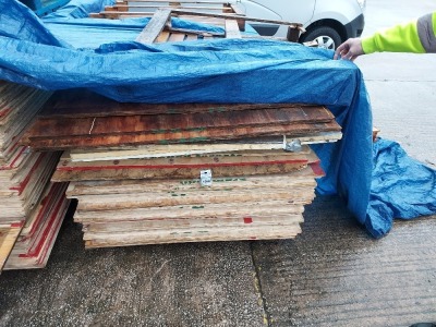 50 X WOODEN BOARDS SIZE 8FT X 4FT ON ONE PALLET