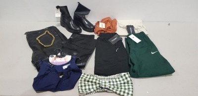 25 PIECE BRAND NEW CLOTHING LOT CONTAINING TOMMY JEANS TOP ( S ) , NIKE WOMANS LOOSE FIT HIGH RISE PANTS , MISSGUIDED RIB CROSSOVER TIE BACK CROP TOP , ASOS TOP , WOMANS BLACK BOOTS ( SIZE 40 ) , SIMPLY BE FAUX LEATHER PANTS ETC ALL IN VARIOUS SIZES - I