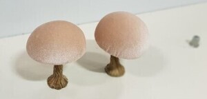 128 X BRAND NEW THE VINTAGE GARDEN ROOM MINK VELVET MUSHROOMS - 9.5 X 9.5 CM