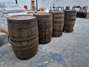 *** THIS ASSET IS LOCATED IN REDDISH & WILL NEED COLLECTING BY ARRANGEMENT UP TO FRIDAY 3RD FEBRUARY 2023 *** 4 X 'VINTAGE LOOK' CASK BARRELS