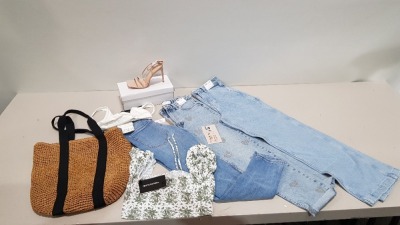 25 PIECE BRAND NEW CLOTHING LOT CONTAINING TOPSHOP HEART MOM JEANS - LOS ANGELES ATELIER MAXI DRESS - DESIRE STRAPPY HEELS - IN THE STYLE BUTTONED MINI DRESS - FASHION UNION SWIMWEAR - ETC - ALL IN VARIOUS SIZES - IN 1 TRAY (NOT INCLUDED)