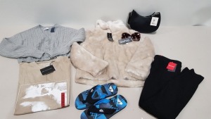 25 PIECE BRAND NEW CLOTHING LOT CONTAINING QUIZ FAUX FUR JACKET - TWISTED TAYLOR LACE BLOUSE - PULL & BEAR HAND BAG - HOLLISTER CARDIGAN AND VIVIENNE WESTWOOD TSHIRTS