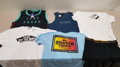 25 PIECE BRAND NEW CLOTHING LOT CONTAINING JACK JONES T-SHIRT , STRANGER THINGS TOP , SPACEJAM VEST , HUGO BOSS T-SHIRT , NAPAPIJRI TOP , VANS T-SHIRT THE NORTH FACE T-SHIRT , - ETC ALL IN VARIOUS SIZES IN 1 TRAY - NOT INCLUDED