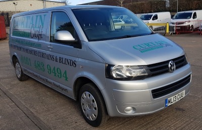 SILVER VOLKSWAGEN TRANSPORTER T30 TLINE 140 TDI DIESEL VAN 1968CC REG NO : ML13 CUU MILEAGE: 128,122 VIN NO : WV1ZZZ7HZDH106324 FIRST REGISTERED 16/5/2013 2 KEYS V5 MOT UNTIL 11/6/2023