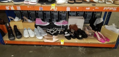 17 X PIECE BRAND NEW MIXED SHOE LOT CONTAINING MICHEAL KORS TRAINERS, CONVERSE PINK HI-TOPS, NEW BALANCE SHOES, PALLADIUM WATERPROOF BOOTS AND SIMMI LONDON HEELS ETC - ALL IN VARIOUS SIZES