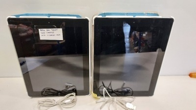 2 X APPLE IPADS 16 GB WITH CASE & CHARGER