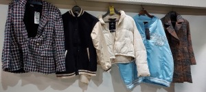 5 X PIECE MIXED BRAND NEW CLOTHING LOT CONTAINING -HOLLISTER PUFFER JACKET SIZE L (NO TAGS) - BOO HOO X MADISON BEER NEW YORK JACKET SIZE 22 (WITH TAGS) - ZARA BUTTONED BLAZER SIZE LARGE ETC