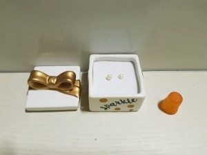 50 X BRAND NEW AVON KASS FRESH WATER PEARL EARRINGS INCLUDE SPARKLES JEWELLERY BOX - ALL INDIVIDUALLY BOXED/PACKAGED