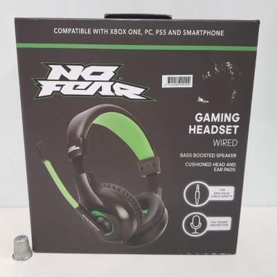 32 X BRAND NEW NO FEAR CUSHIONED BASS BOOSTED GAMING HEADPHONES WITH MIC - (360 SOUND ABSORPTION) 1.4 METER CABLE LENGTH - IN 2 BOXES