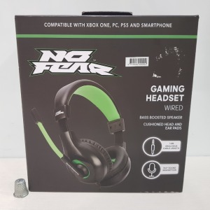 32 X BRAND NEW NO FEAR CUSHIONED BASS BOOSTED GAMING HEADPHONES WITH MIC - (360 SOUND ABSORPTION) 1.4 METER CABLE LENGTH - IN 2 BOXES