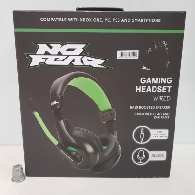 32 X BRAND NEW NO FEAR CUSHIONED BASS BOOSTED GAMING HEADPHONES WITH MIC - (360 SOUND ABSORPTION) 1.4 METER CABLE LENGTH - IN 2 BOXES