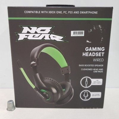 32 X BRAND NEW NO FEAR CUSHIONED BASS BOOSTED GAMING HEADPHONES WITH MIC - (360 SOUND ABSORPTION) 1.4 METER CABLE LENGTH - IN 2 BOXES