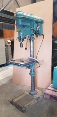 FOBCO 7/8 INCH PILLAR DRILL WITH VARIOUS SPINDLE SPEEDS