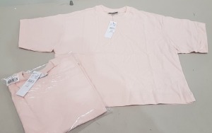 24 X BRAND NEW TOPSHOP PINK T-SHIRTS - IN SIZE XS - RRP £10.00pp