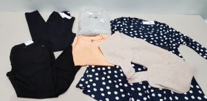 30 X BRAND NEW MIXED CLOTHING LOT CONTAINING EVANS GREY LONG SLEEVE BLOUSE ( SIZE UK 18 ) - TOPSHOP BLACK HIGH WAITED SKINNY MATERNITY JEANS ( W28-L32) - GAP KNITTED SWEATER ( SIZE M ) - ASOS BLACK CROP THROW OVER ( SIZE UK 18 ) - EVANS POLKA DOT DRESS