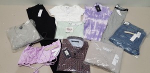 30 X BRAND NEW MIXED CLOTHING LOT CONTAINING TOPSHOP PEPPERMINT T-SHIRT ( SIZE UK 18 ) - SIXTH JUNE TIE DYE PANTS ( SIZE 3XL) - TOPSHOP WHITE CROP TOP ( SIZE UK 12 ) - TOPSHOP PURE BLACK JAMIE JEANS ( SIZE W30-L32) - TOPSHOP GREY LEGGINGS ( SIZE UK 8 ) -