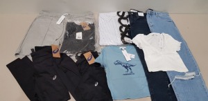 30 X BRAND NEW MIXED CLOTHING LOT CONTAINING MISSGUIDED VELVET TIE STRAP CORSET TOP ( SIZE UK 10 ) - TOPMAN GREY SHORTS ( SIZE XL ) - ASICS BLACK RUNNING LEGGINGS ( SIZE XS ) - ASOS MODEST STRIPE MAXI SKIRT DRESS ( SIZE UK 18 ) - TOPMAN STRETCH SLIM JE