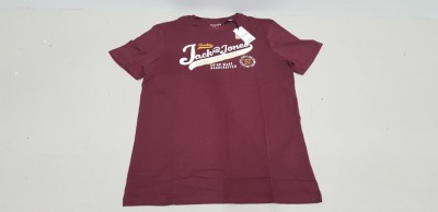 32 X BRAND NEW JACK & JONES ESSENTIAL T-SHIRTS IN PORT ROYALE PRINT IN BURGUNDY COLOUR ( SIZE L )