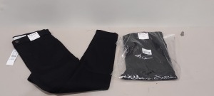 11 X BRAND NEW TOPSHOP PURE BLACK JONI JEANS - IN SIZE UK 12 (W30 X L30) - RRP £45.00pp