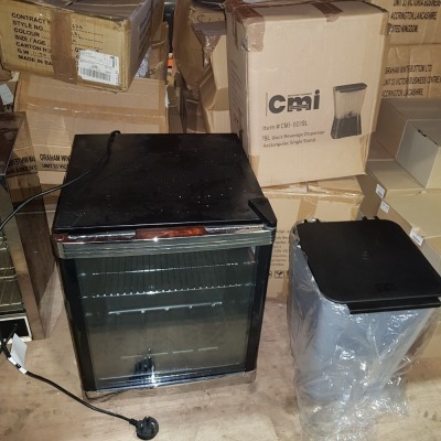 3 X PIECE MIXED LOT TO INCLUDE 2 X BRAND NEW CMI 19L BLACK BEVERAGE DISPENSERS AND 1 RUSSEL HOBBS SMALL COOLER