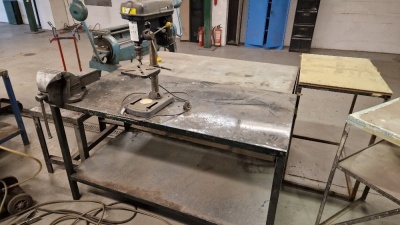 TITAN 9 SPEED BENCH PILLAR DRILL WITH RECORD NO.6 VICE AND WORK-BENCH *** PLEASE NOTE THIS ASSET IS LOCATED IN COVENTRY - CV7 *** ACCESS WILL BE GIVEN FOR GOODS TO BE COLLECTED ON THURSDAY 16TH MARCH 2023