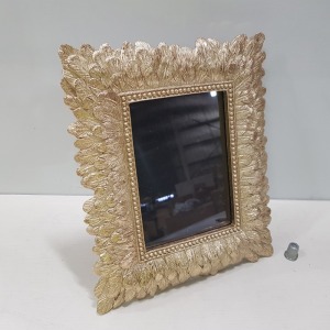 36 X BRAND NEW THE VINTAGE GARDEN ROOM GOLD LEAF PHOTOGRAPH FRAMES IN 3 BOXES - SIZE - 27CM X 23CM