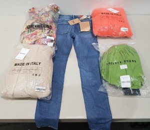 50 X BRAND NEW MIXED CLOTHING LOT CONTAINING - TOXIC DENIM JEANS - VERA AND LUCY BODYSUIT - AND 29X MIXED DENIM JEANS I.E LAULIA JEANS - TOXIC ETC