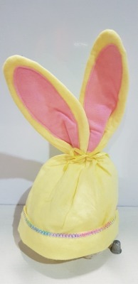 150 X BRAND NEW YELLOW EASTER RABBIT HATS IN 1 BOX