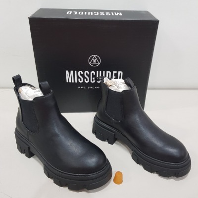 15 X BRAND NEW MISSGUIDED BLACK FAUX LEATHER CHUNKY DOUBLE TAB CHELSEA BOOTS IN SIZE 5 - RRP-£45.00 TOTAL RRP-£675.00