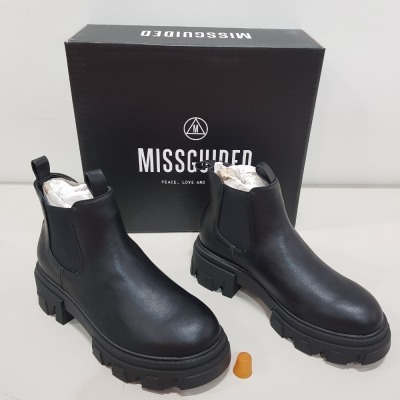 15 X BRAND NEW MISSGUIDED BLACK FAUX LEATHER CHUNKY DOUBLE TAB CHELSEA BOOTS IN SIZE 3- 4-5-6-7 RRP-£45.00 TOTAL RRP-£675.00