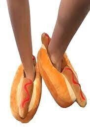 20 X BRAND NEW HOT DOG SLIPPERS SIZE 3-4UK - RRP-£20.00PP