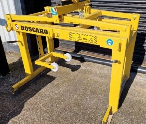 BOSCARO PZLD BRICK GRAB ATTACHMENT, 1800KG SWL, YEAR OF MANUFACTURE 2022